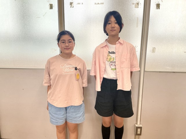 委員長(右)副委員長(左）