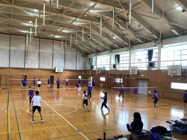 勝つとうれしい　負けると悔しい