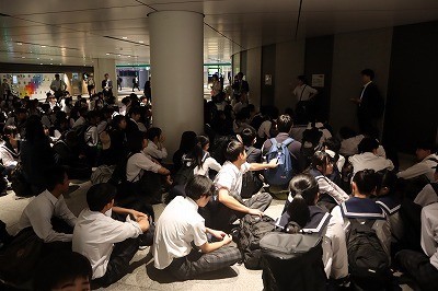 東京駅にて
